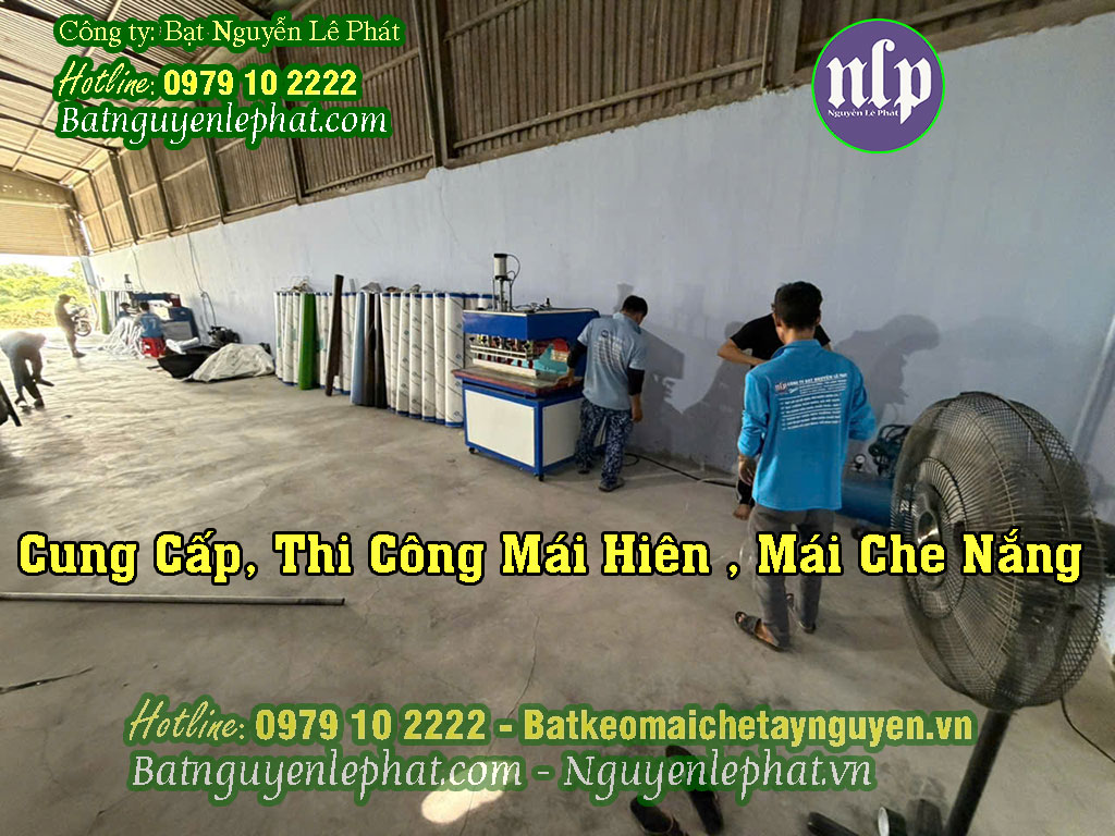 May bạt mái xếp che nắng